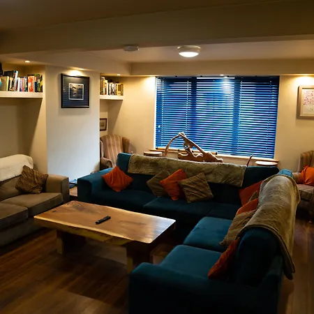 Ballyhoura Luxury Hostel *