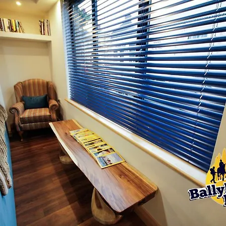 Ballyhoura Luxury Hostel *