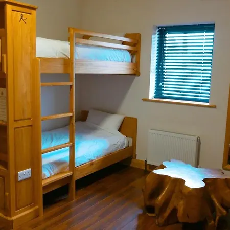 Ballyhoura Luxury Hostel *